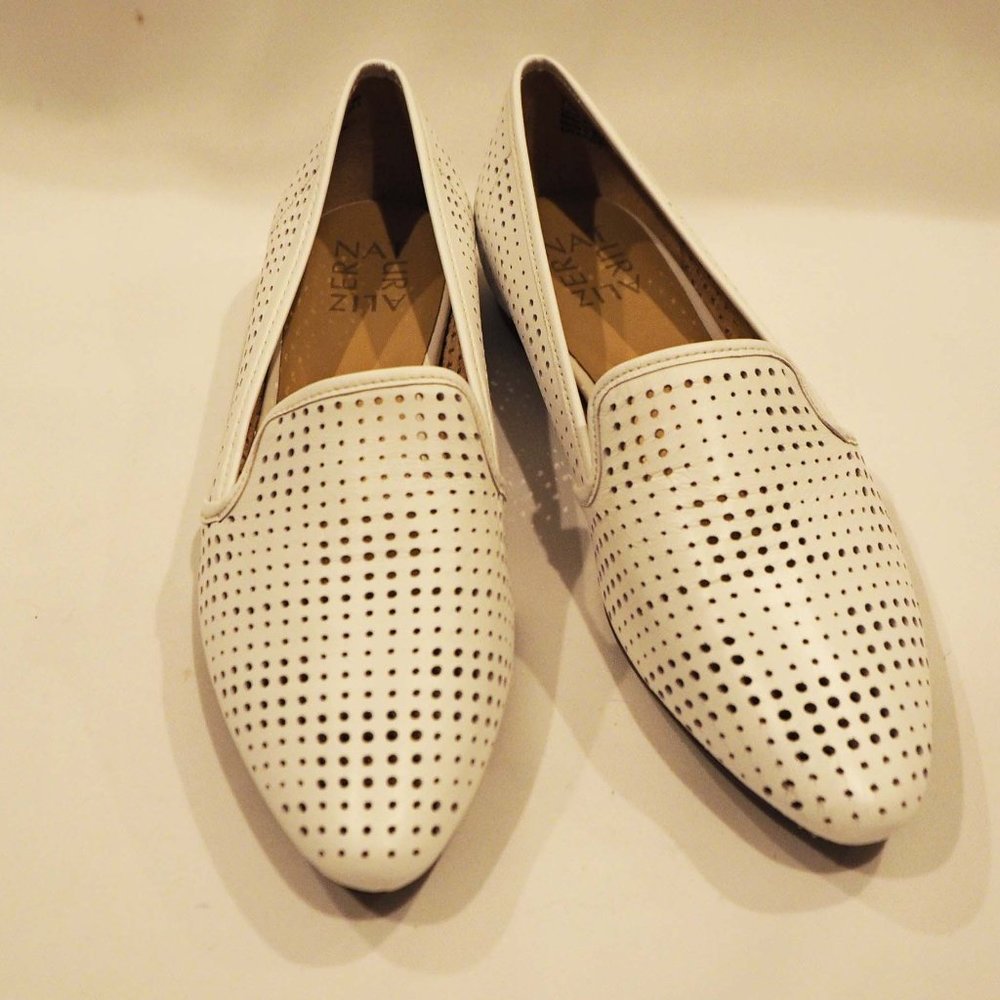 Naturalizer Women's Lorna Loafer White 7.5